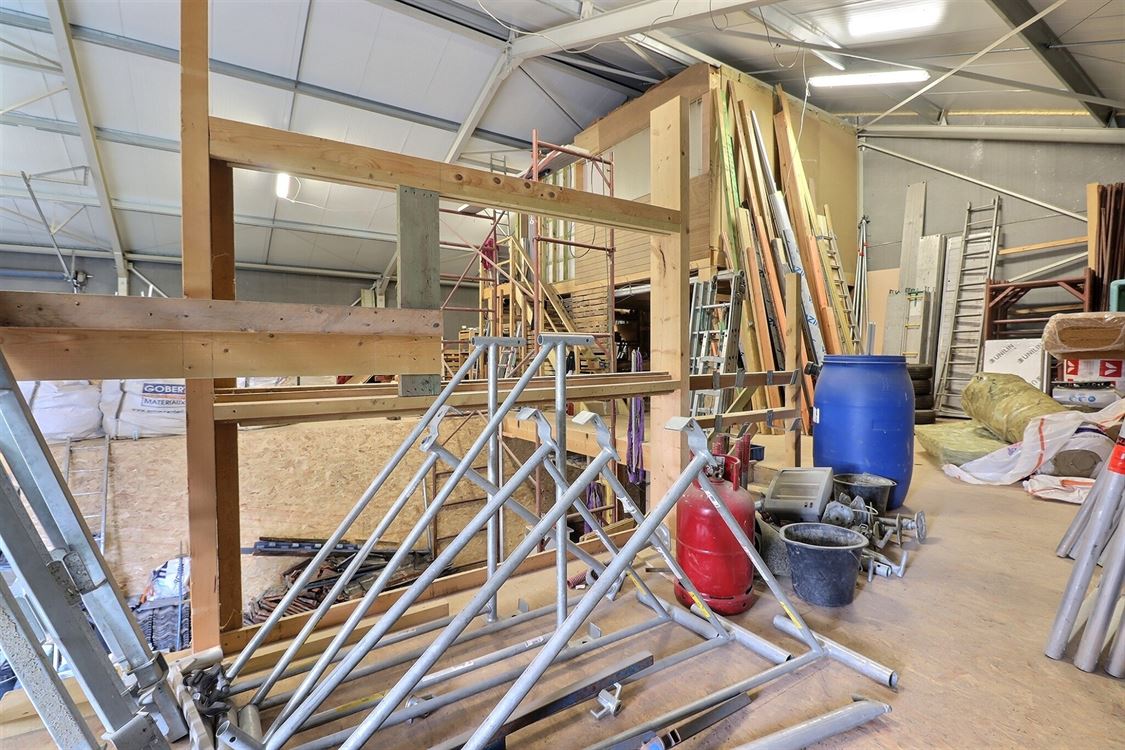 Immeuble de rapport à MARCHOVELETTE (0 chambre)