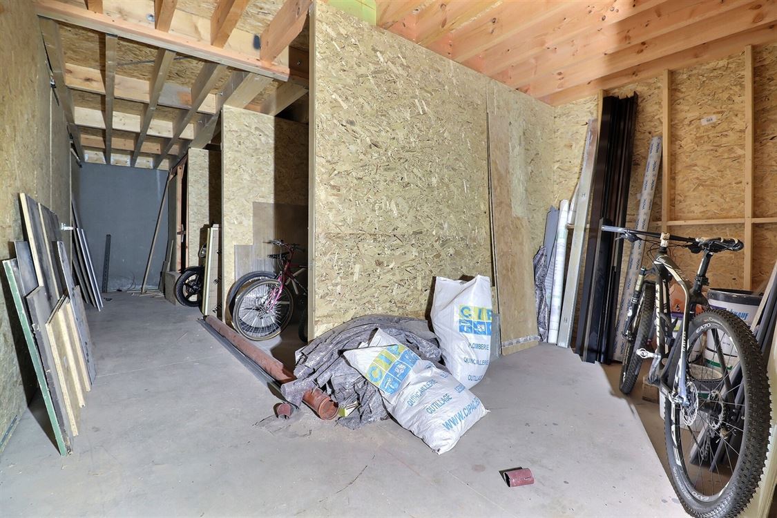 Immeuble de rapport à MARCHOVELETTE (0 chambre)