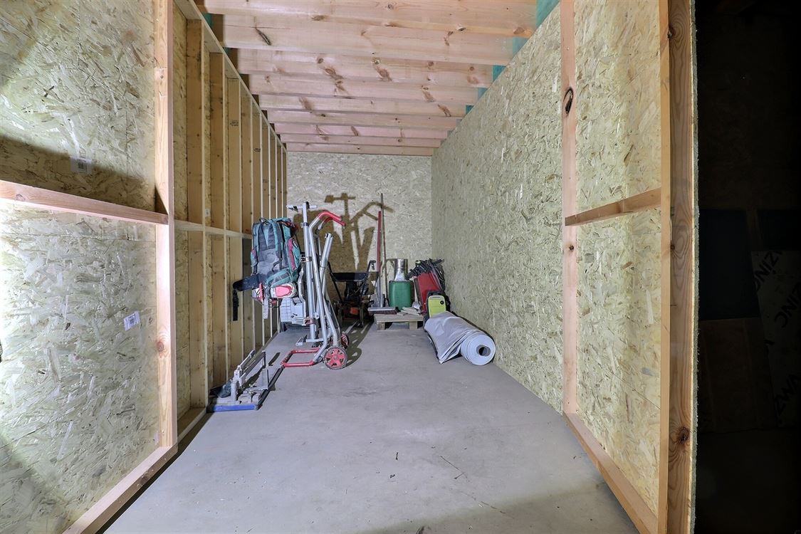 Immeuble de rapport à MARCHOVELETTE (0 chambre)