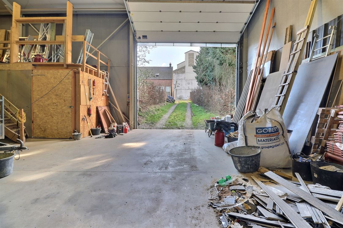 Immeuble de rapport à MARCHOVELETTE (0 chambre)