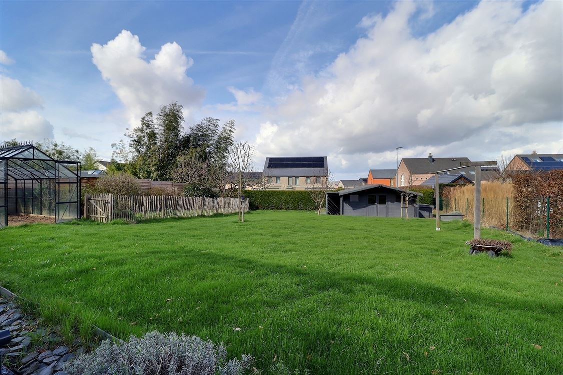 Villa/maison/ferme à ERPENT (3 chambres)