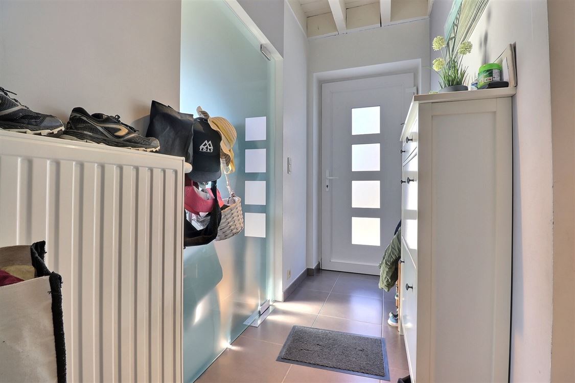 Villa/maison/ferme à Bois-De-Villers (3 chambres)