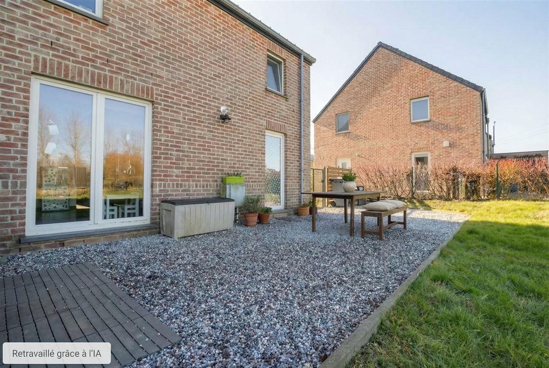 Villa/maison/ferme à Bois-De-Villers (3 chambres)