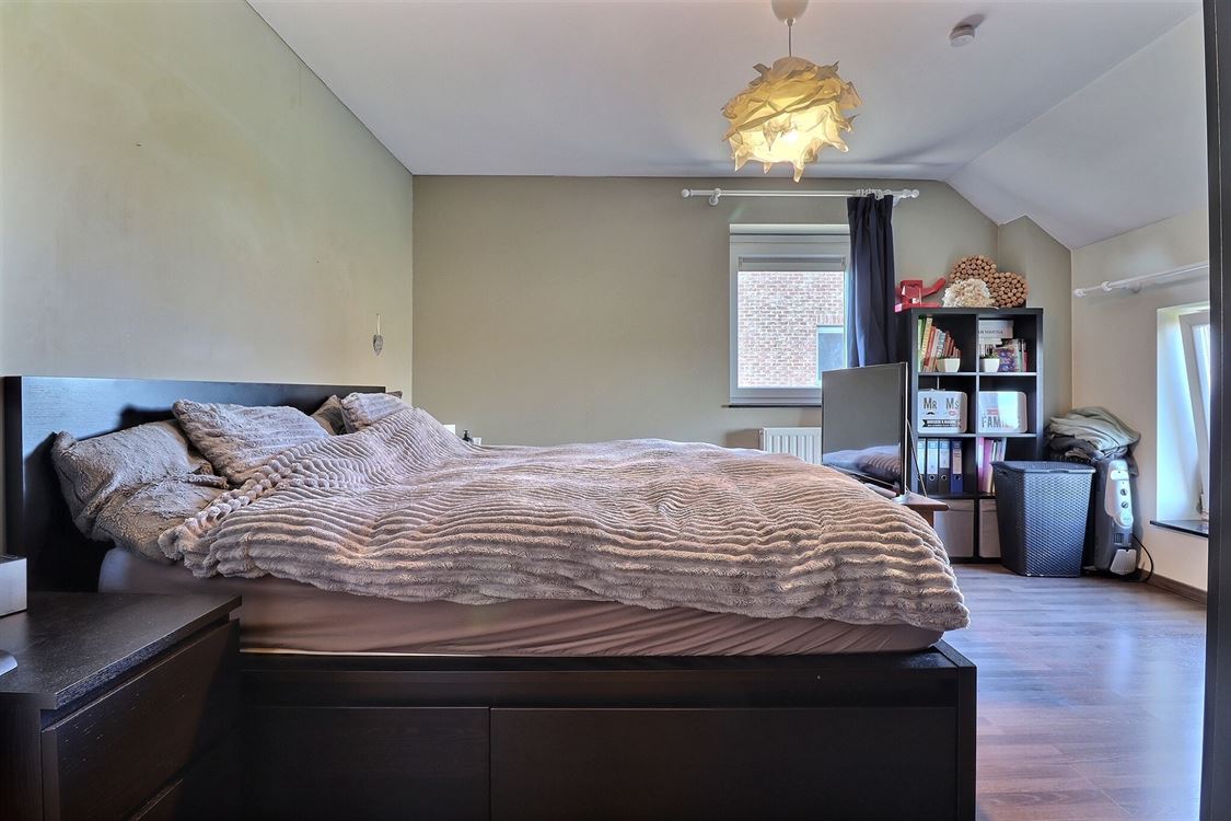 Villa/maison/ferme à Bois-De-Villers (3 chambres)