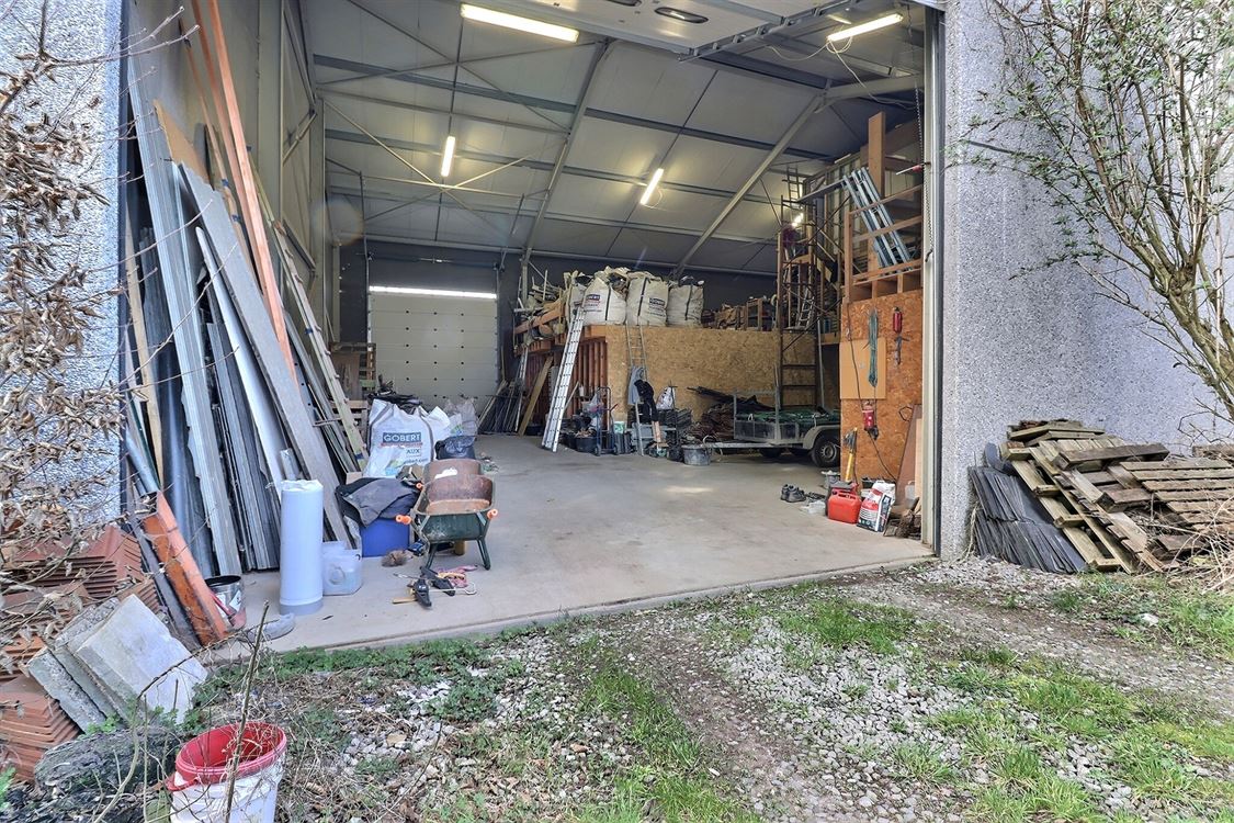 Immeuble de rapport à MARCHOVELETTE (0 chambre)