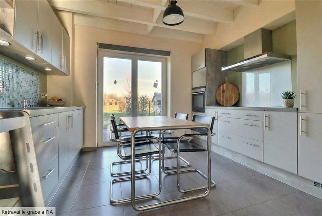 Villa/maison/ferme à Bois-De-Villers (3 chambres)