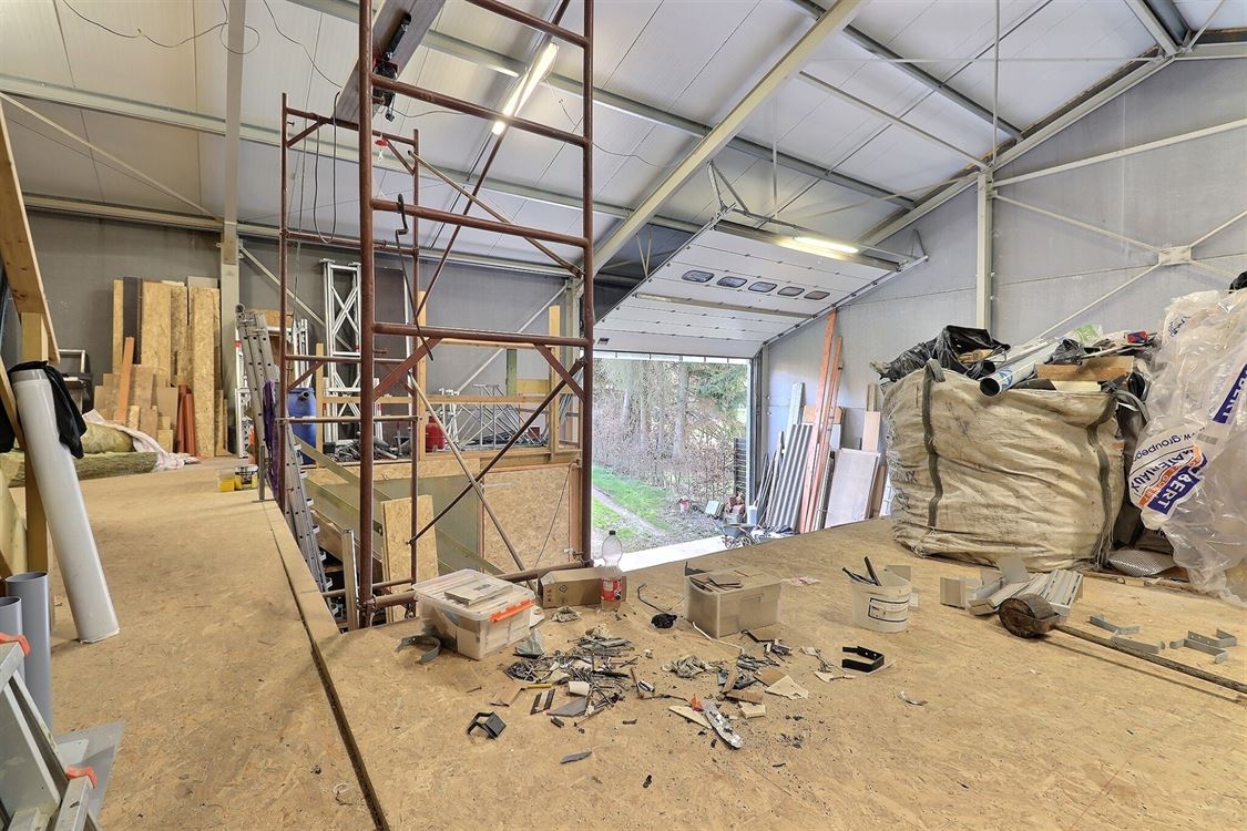 Immeuble de rapport à MARCHOVELETTE (0 chambre)