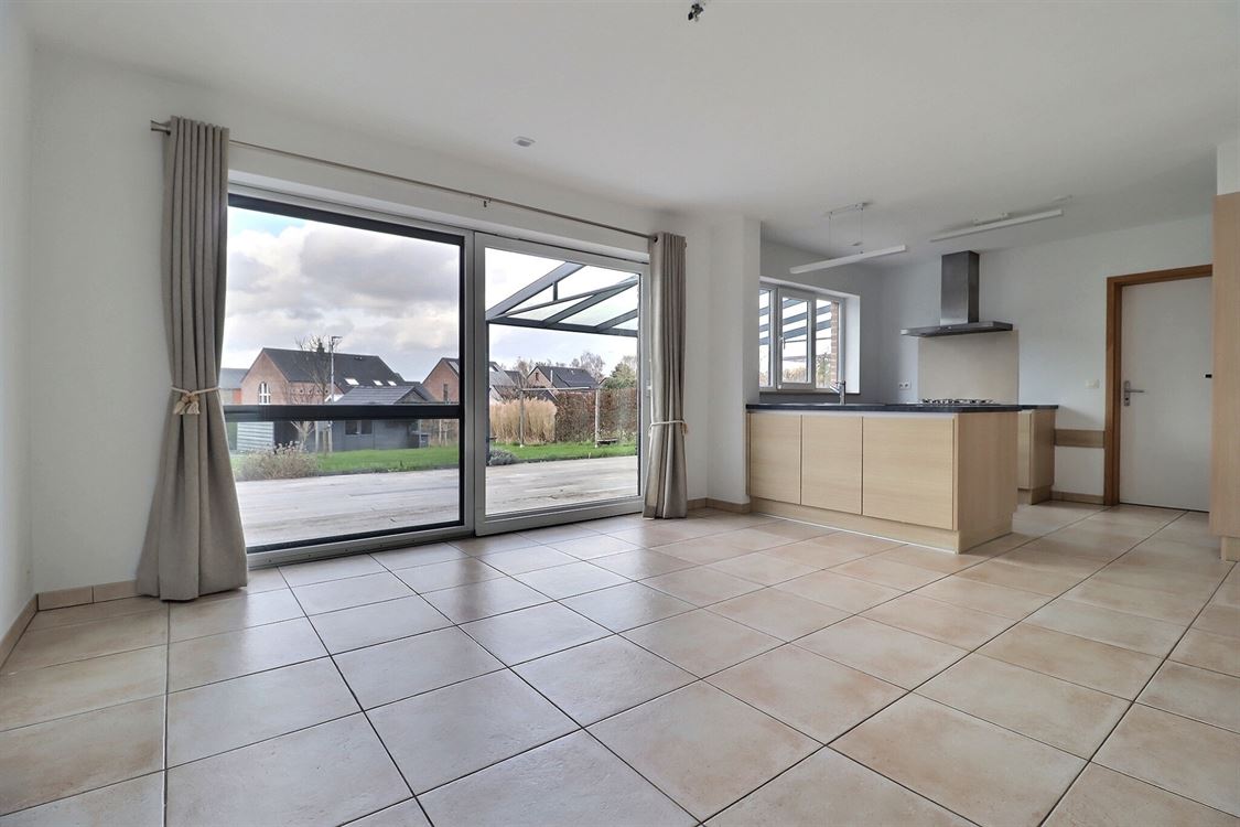 Villa/maison/ferme à ERPENT (3 chambres)