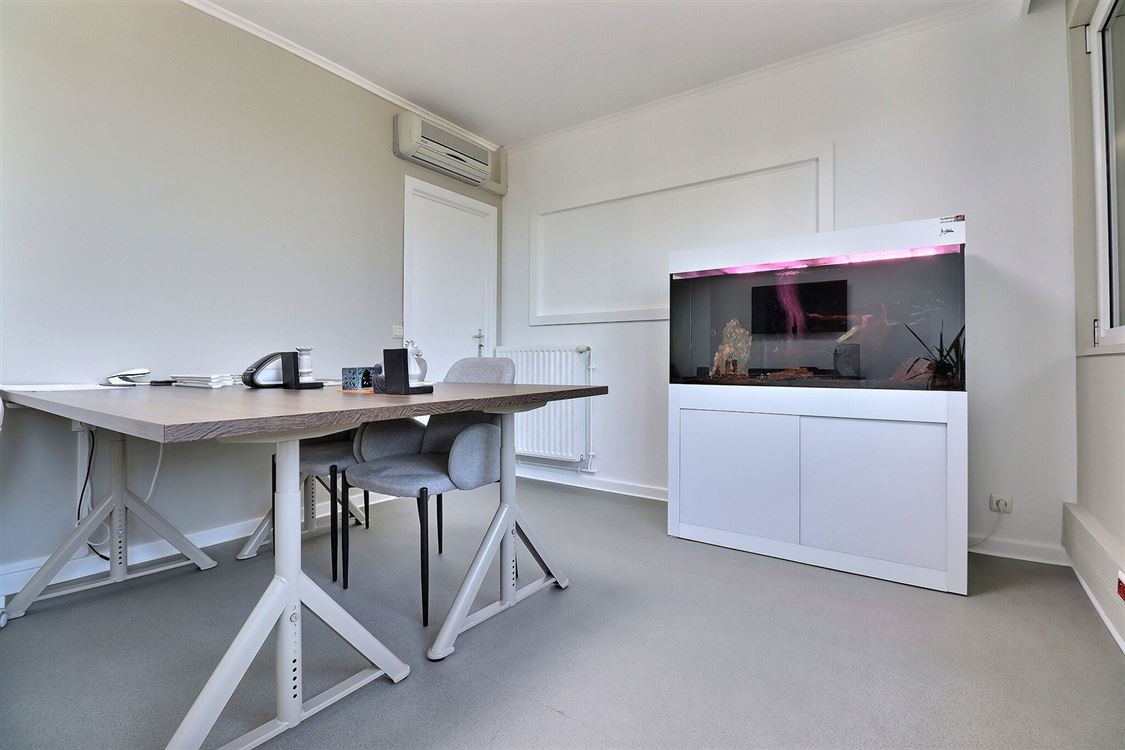 Local commercial à ERPENT (0 chambre)