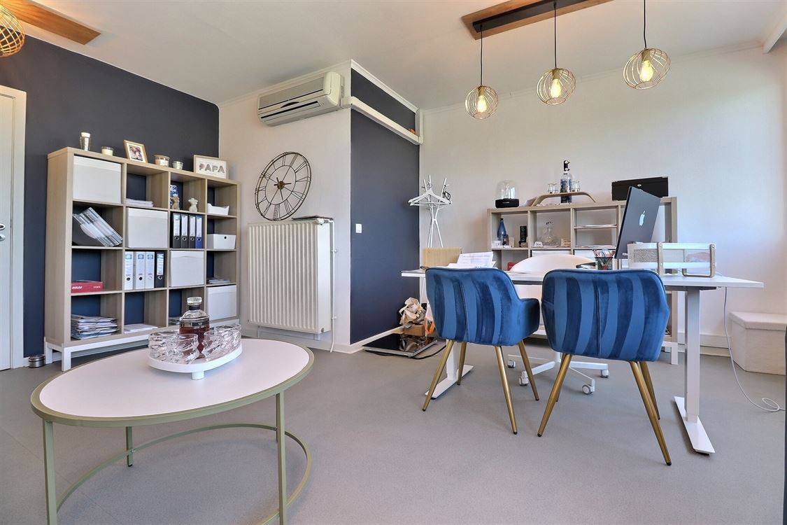 Local commercial à ERPENT (0 chambre)