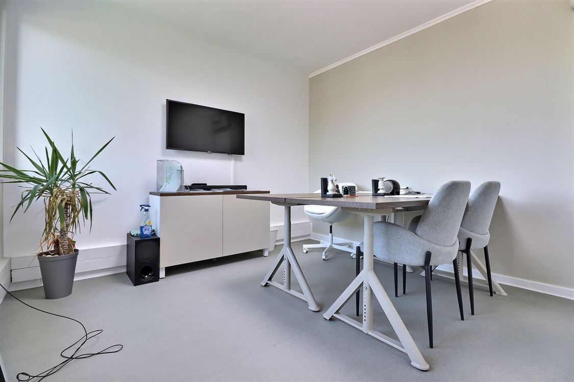 Local commercial à ERPENT (0 chambre)
