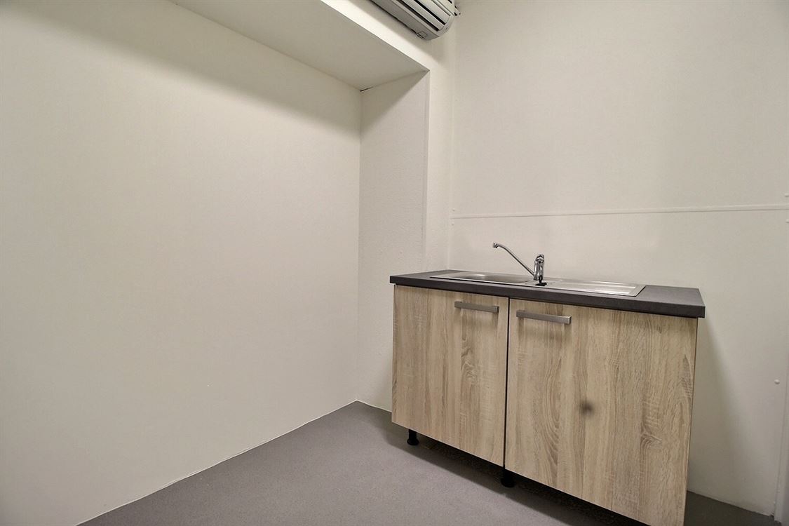 Local commercial à ERPENT (0 chambre)