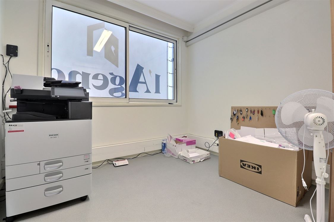 Local commercial à ERPENT (0 chambre)