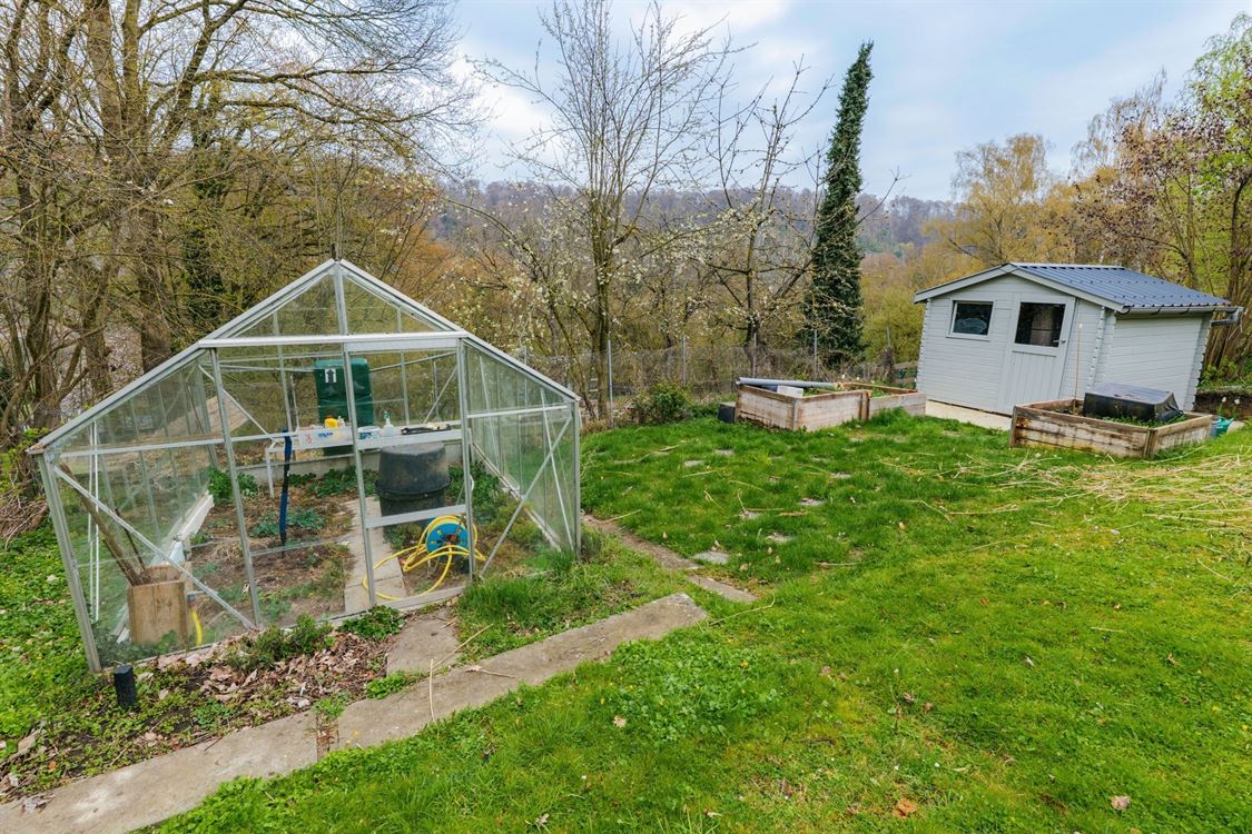 Villa/maison/ferme à LIVES-SUR-MEUSE (3 chambres)