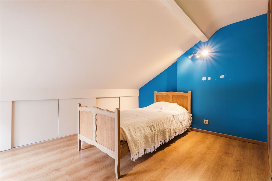 Villa/maison/ferme à LIVES-SUR-MEUSE (3 chambres)