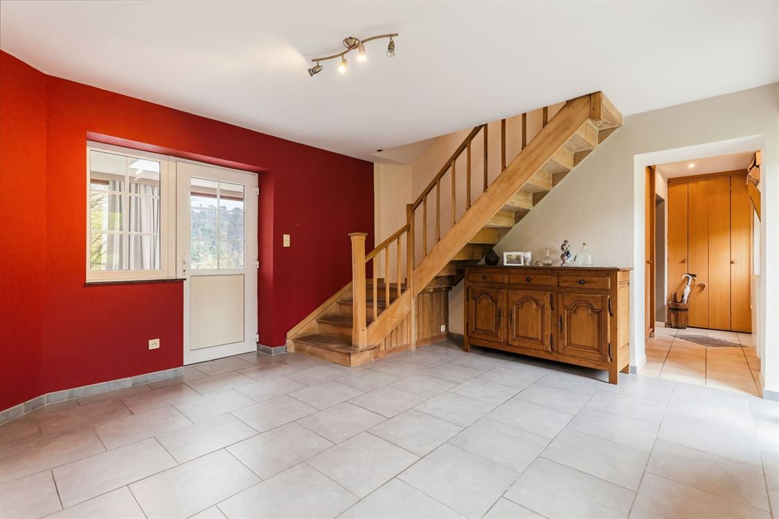 Villa/maison/ferme à LIVES-SUR-MEUSE (3 chambres)