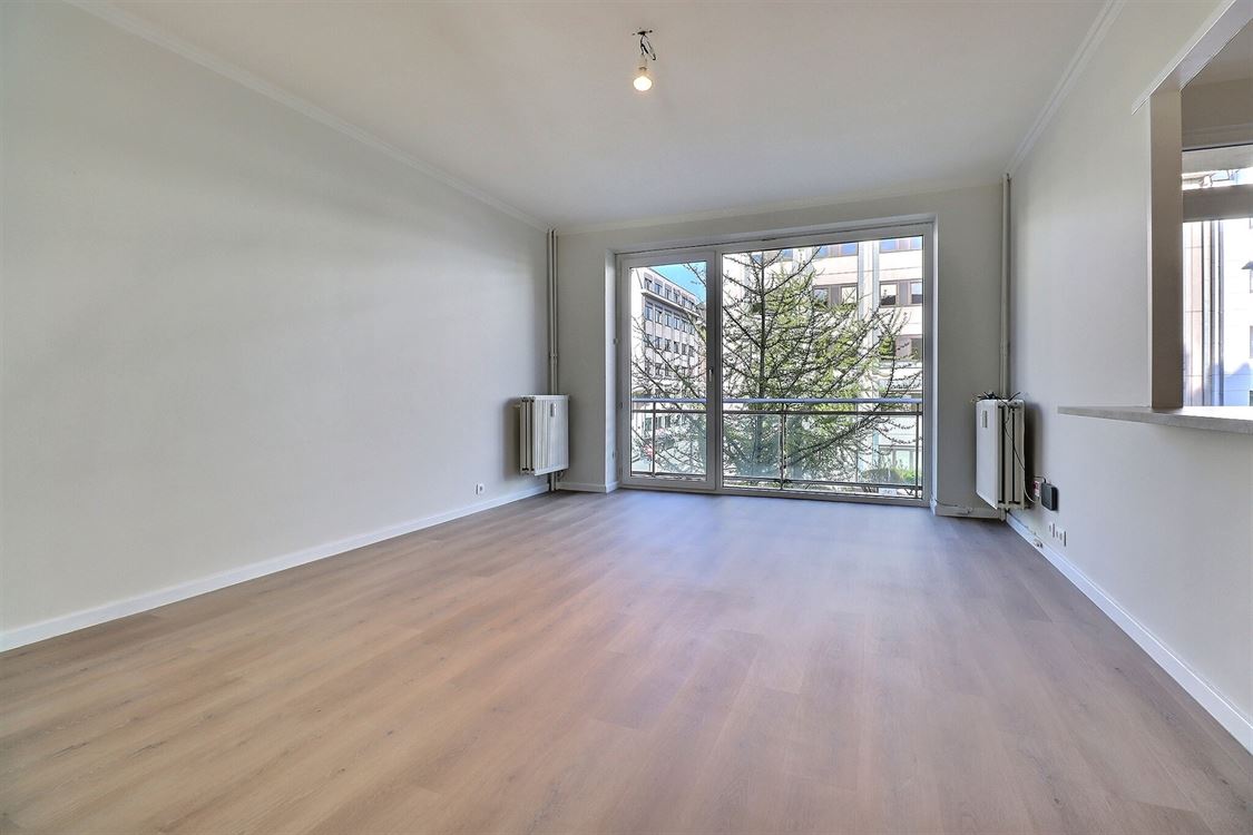 Appartement à JAMBES (2 chambres)