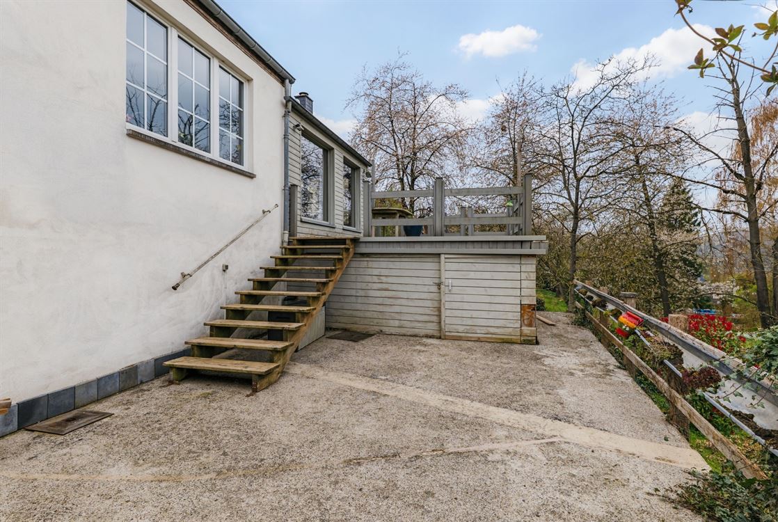 Villa/maison/ferme à LIVES-SUR-MEUSE (3 chambres)