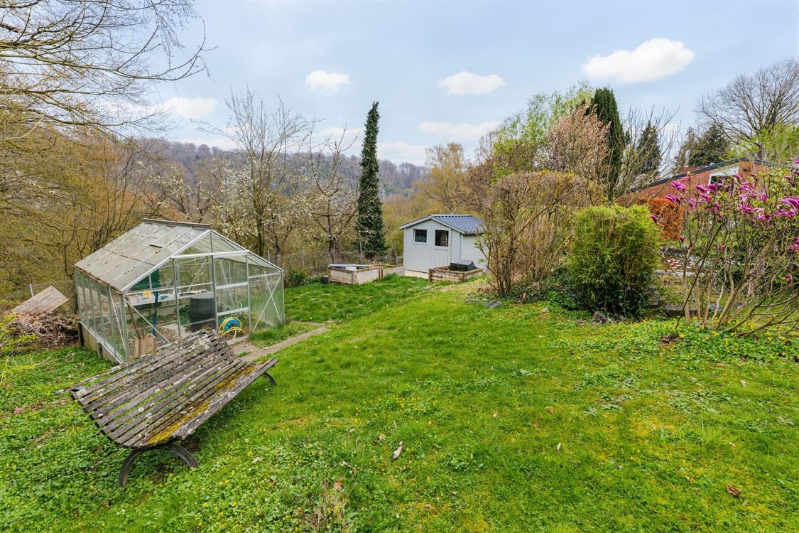 Villa/maison/ferme à LIVES-SUR-MEUSE (3 chambres)