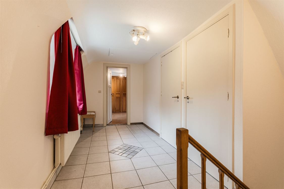 Villa/maison/ferme à LIVES-SUR-MEUSE (3 chambres)