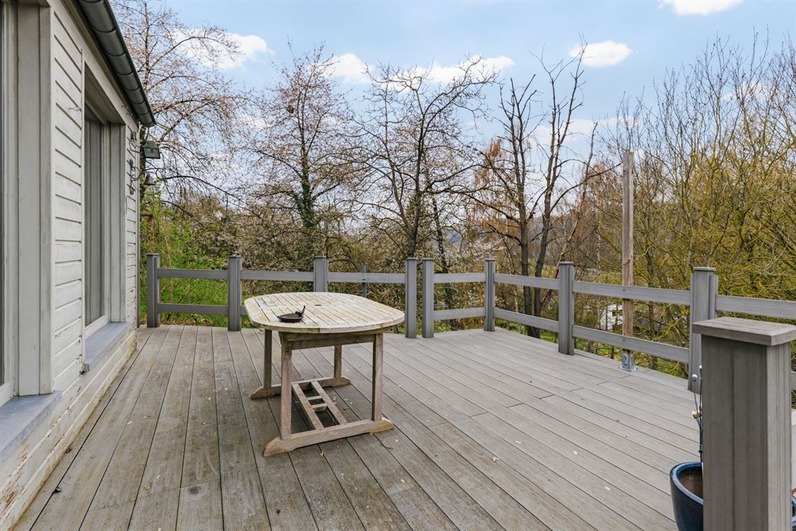 Villa/maison/ferme à LIVES-SUR-MEUSE (3 chambres)