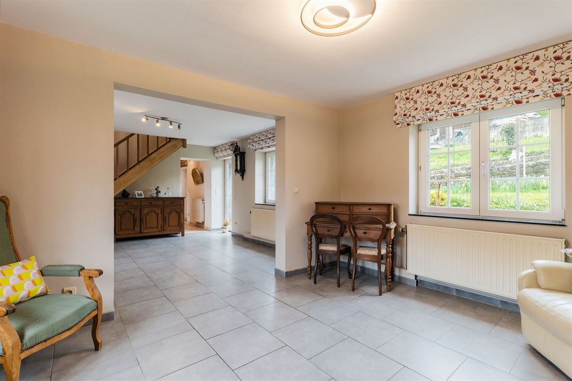 Villa/maison/ferme à LIVES-SUR-MEUSE (3 chambres)