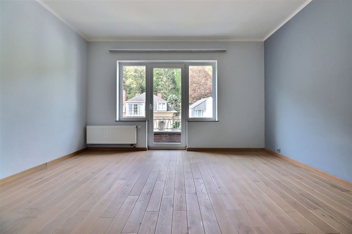 Villa/maison/ferme à NAMUR (5 chambres)