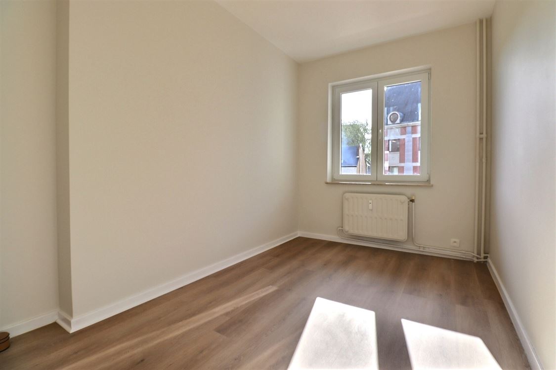 Appartement à JAMBES (2 chambres)