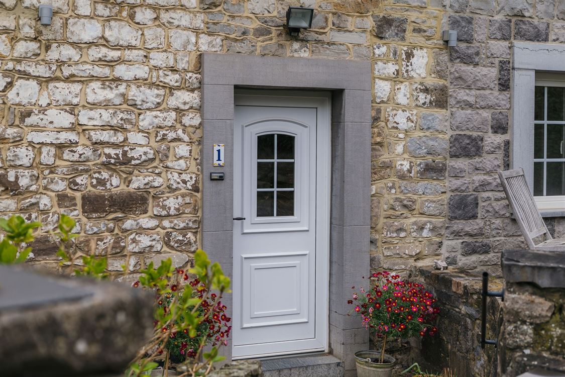 Villa/maison/ferme à LIVES-SUR-MEUSE (3 chambres)