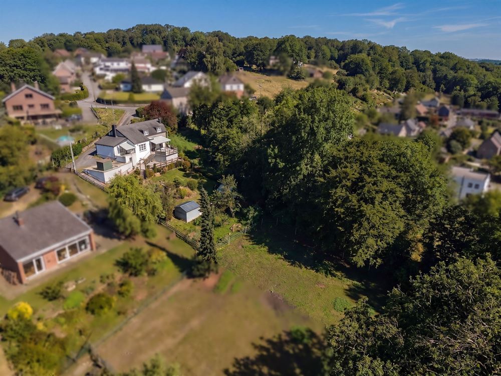 Villa/maison/ferme à LIVES-SUR-MEUSE (3 chambres)
