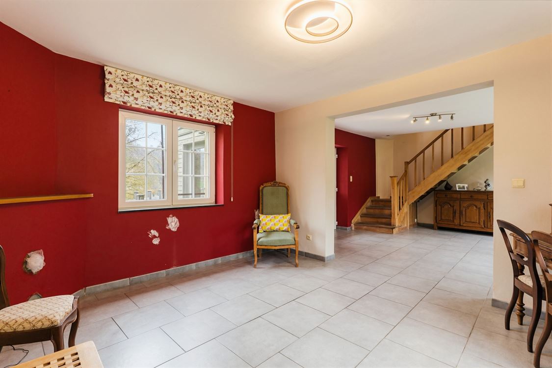 Villa/maison/ferme à LIVES-SUR-MEUSE (3 chambres)