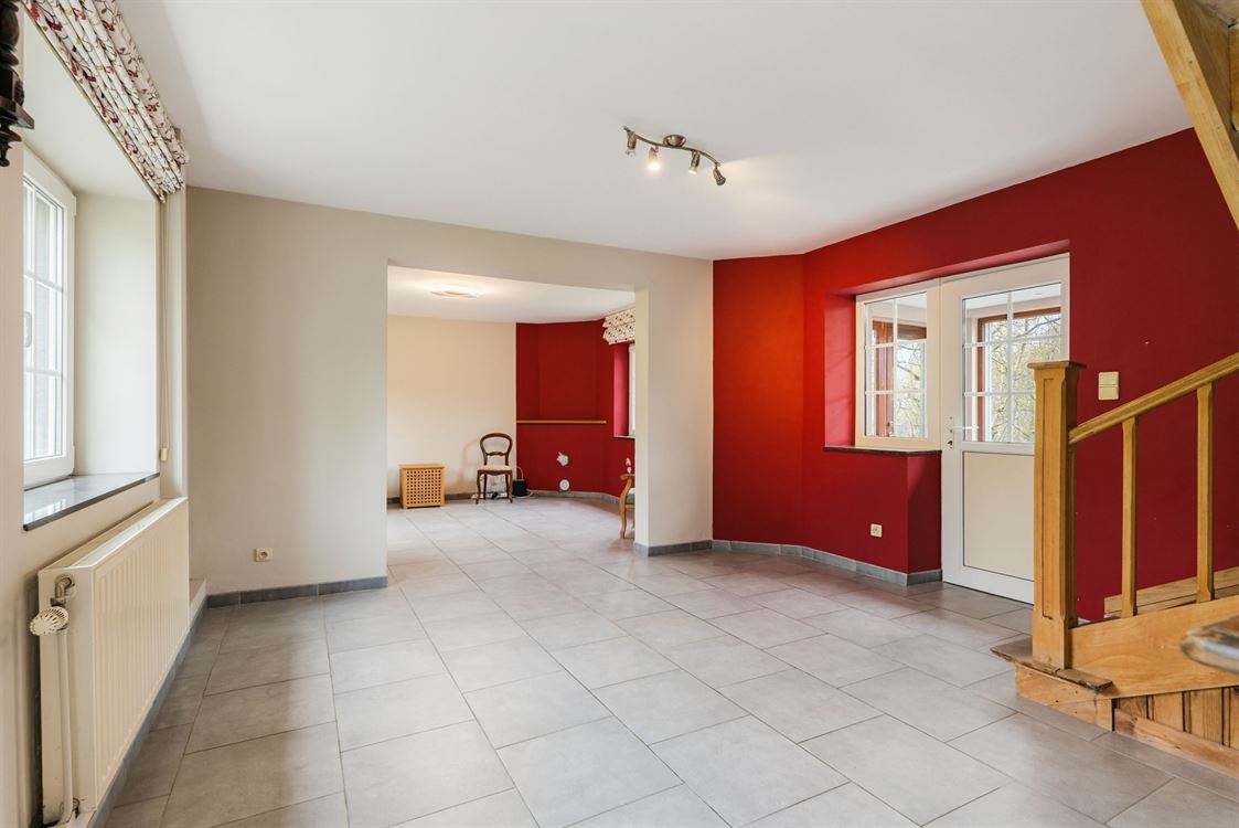 Villa/maison/ferme à LIVES-SUR-MEUSE (3 chambres)