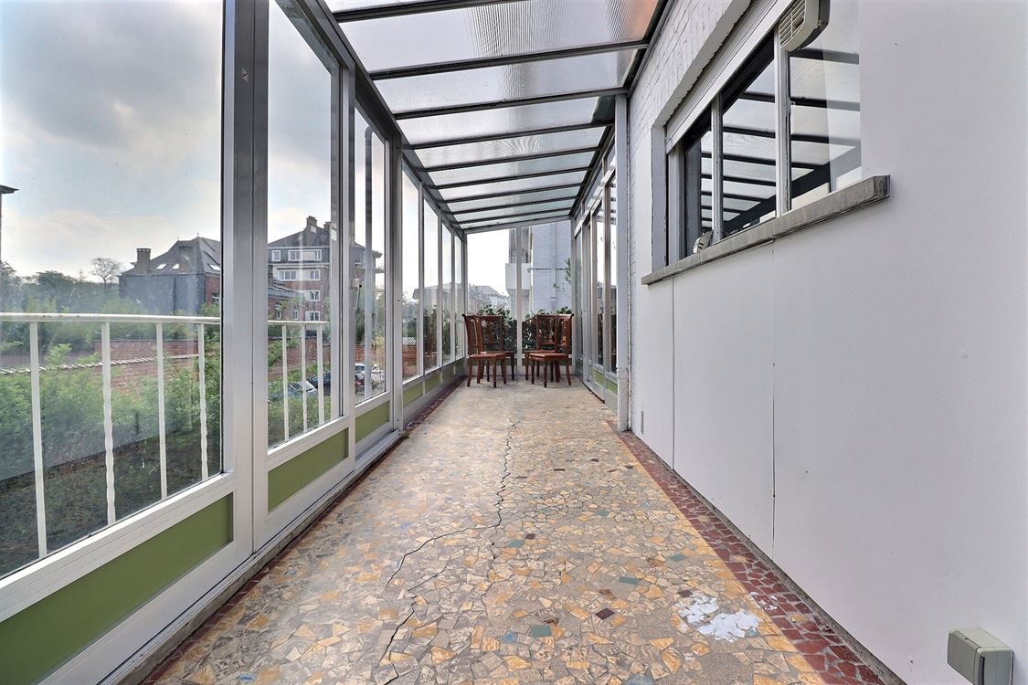 Villa/maison/ferme à NAMUR (5 chambres)