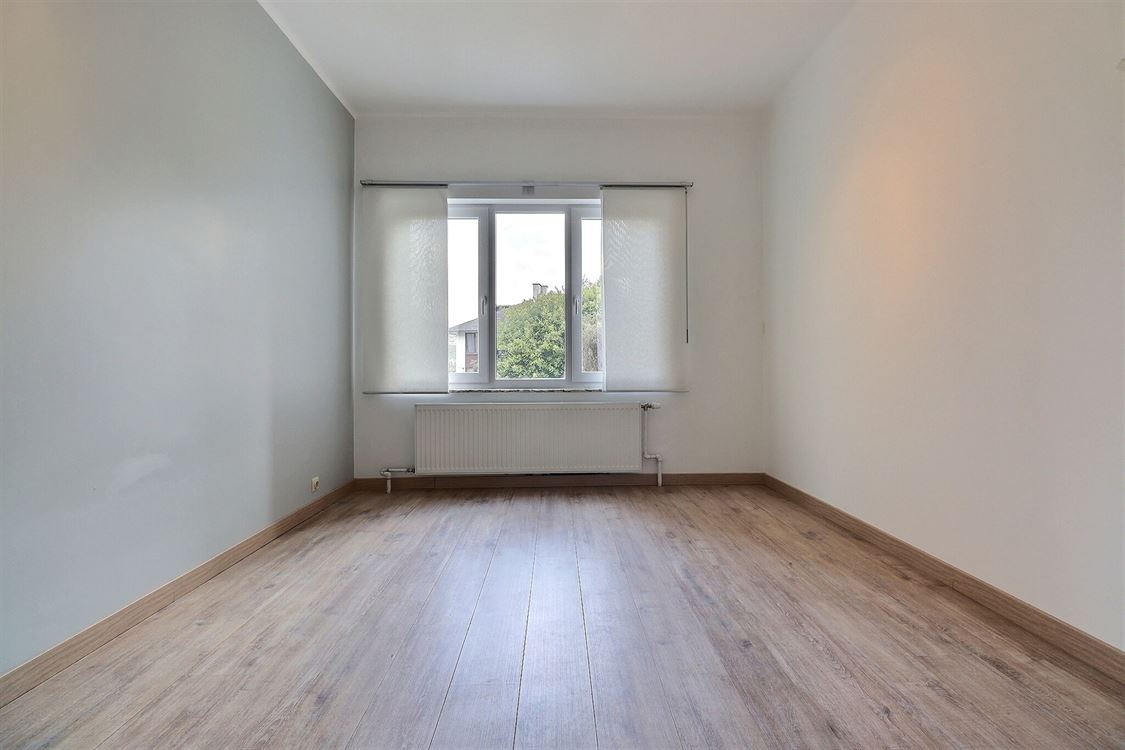 Villa/maison/ferme à NAMUR (5 chambres)