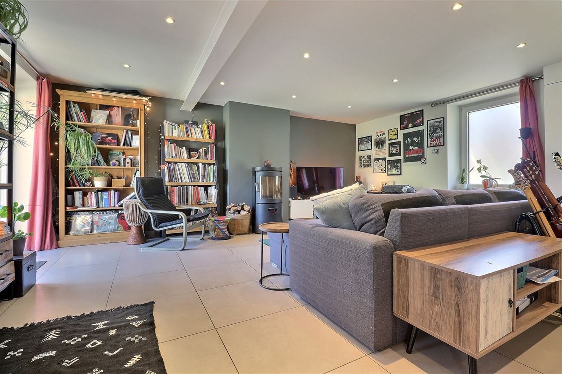 Villa/maison/ferme à ASSESSE (3 chambres)