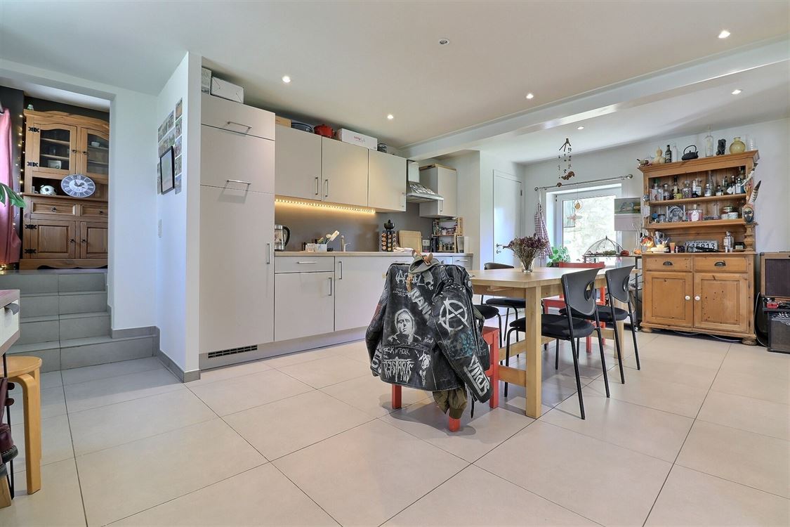Villa/maison/ferme à ASSESSE (3 chambres)