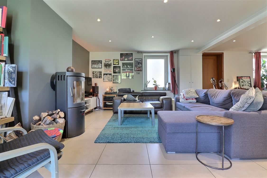 Villa/maison/ferme à ASSESSE (3 chambres)