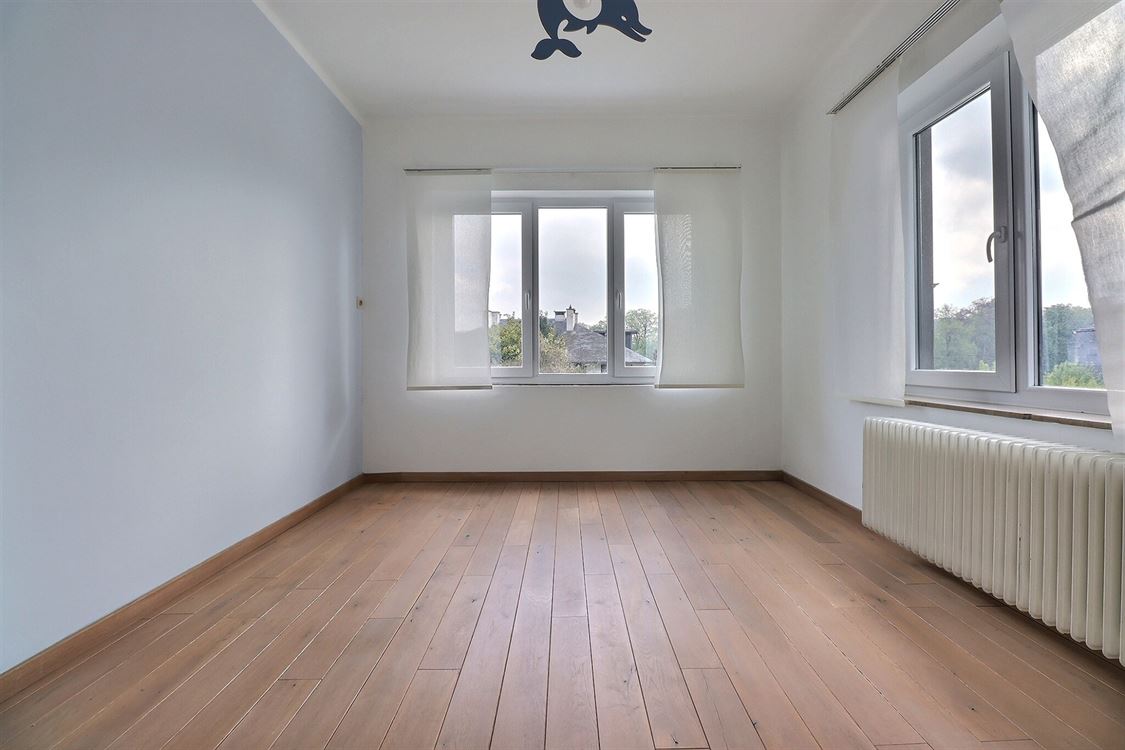 Villa/maison/ferme à NAMUR (5 chambres)