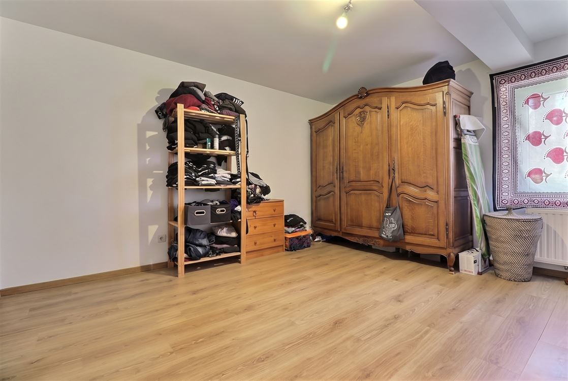 Villa/maison/ferme à ASSESSE (3 chambres)