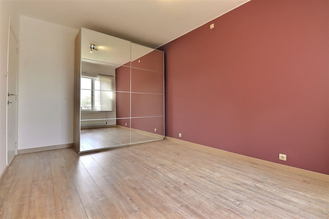 Villa/maison/ferme à NAMUR (5 chambres)