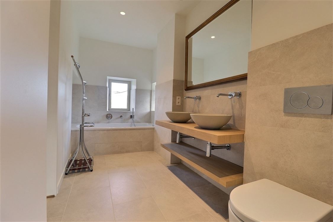 Villa/maison/ferme à MAILLEN (2 chambres)
