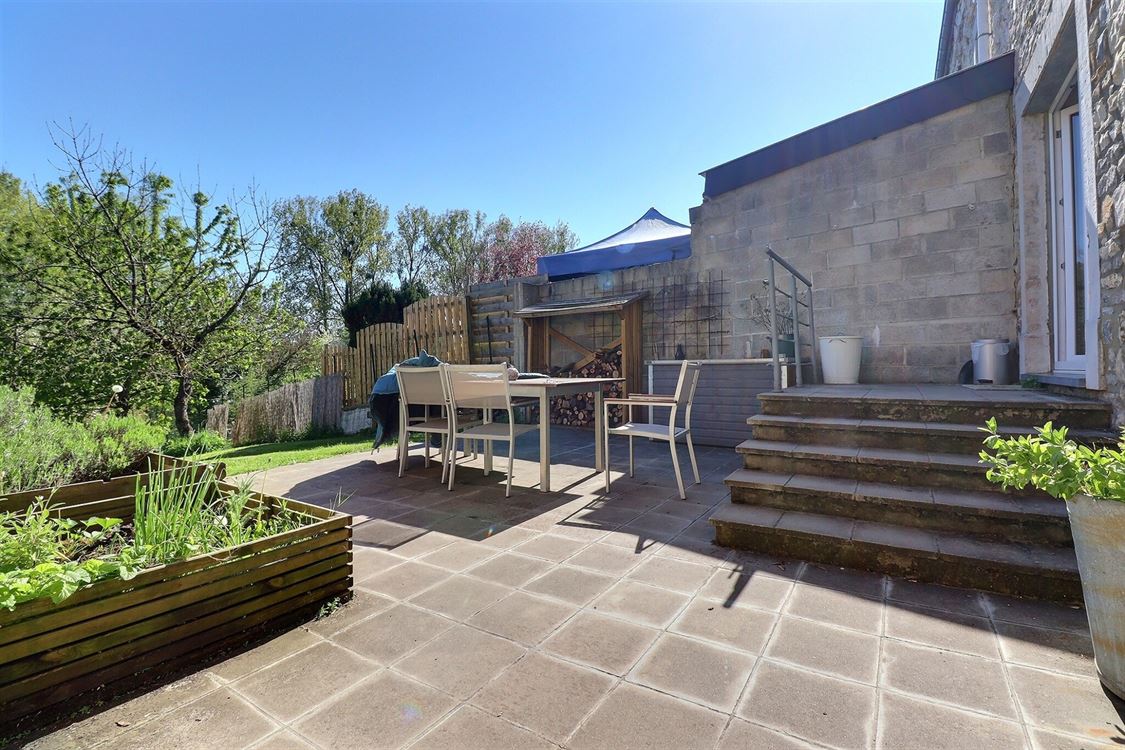 Villa/maison/ferme à ASSESSE (3 chambres)