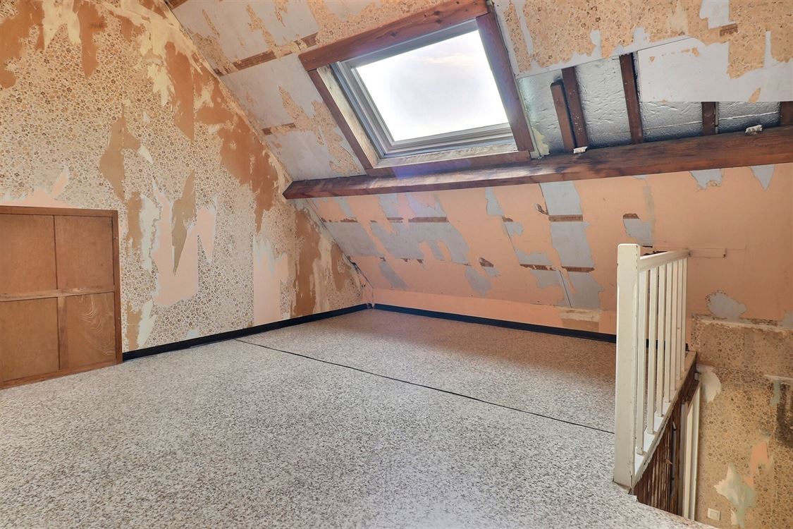 Villa/maison/ferme à PROFONDEVILLE (2 chambres)
