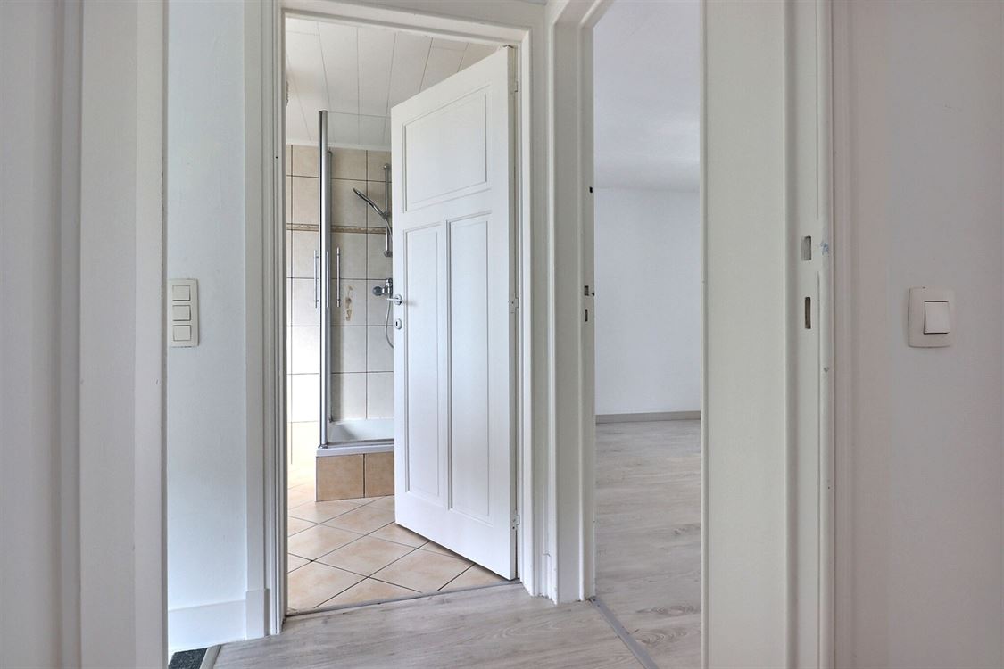 Villa/maison/ferme à PROFONDEVILLE (2 chambres)