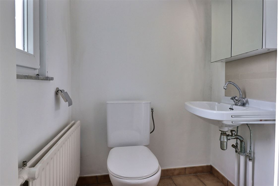 Villa/maison/ferme à PROFONDEVILLE (2 chambres)