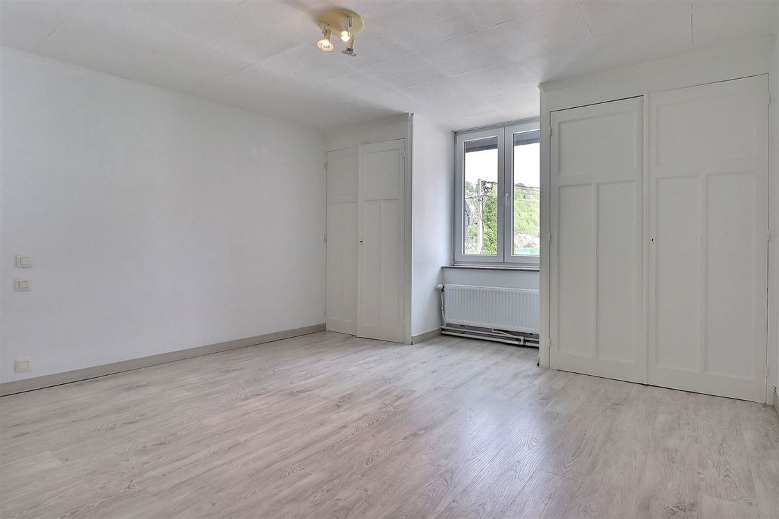 Villa/maison/ferme à PROFONDEVILLE (2 chambres)