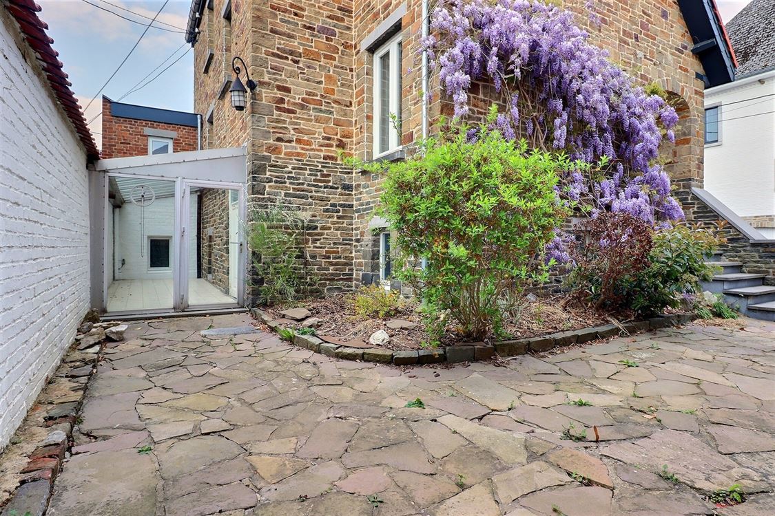 Villa/maison/ferme à PROFONDEVILLE (2 chambres)