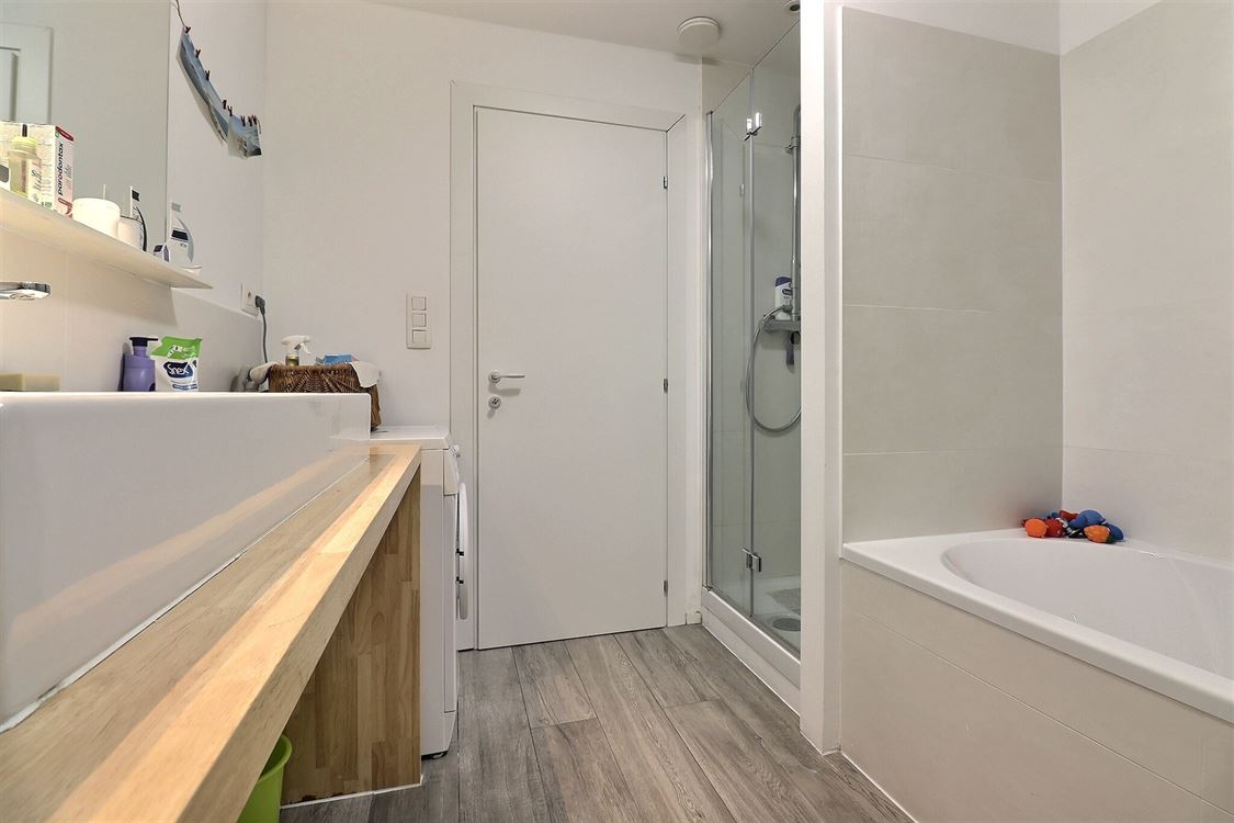 Appartement à JAMBES (3 chambres)
