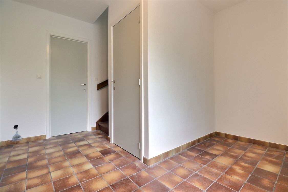 Villa/maison/ferme à Lesve (3 chambres)