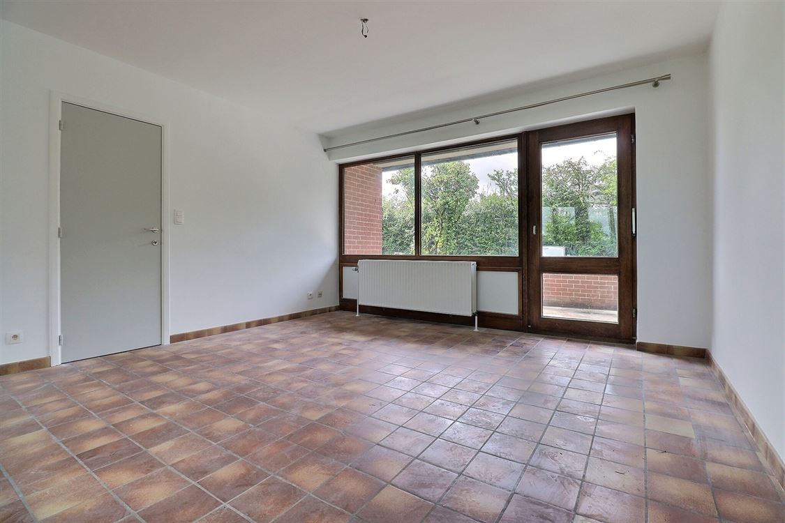 Villa/maison/ferme à Lesve (3 chambres)
